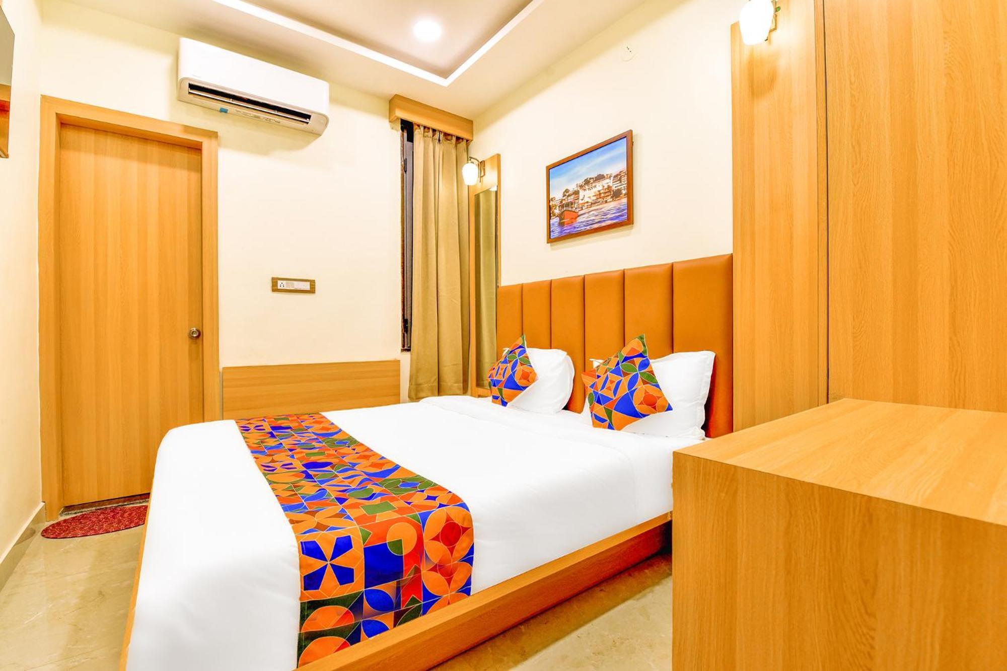 Fabexpress Mewar Shine Hotel Udaipur Exterior photo