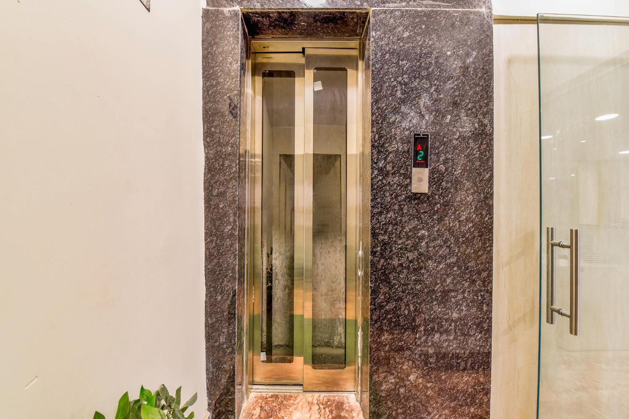 Fabexpress Mewar Shine Hotel Udaipur Exterior photo